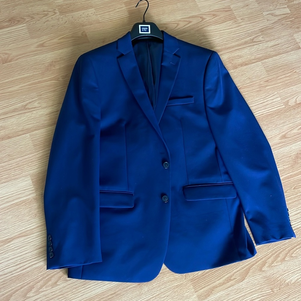 Never worn!!! Brand new just didn’t come with tags!!